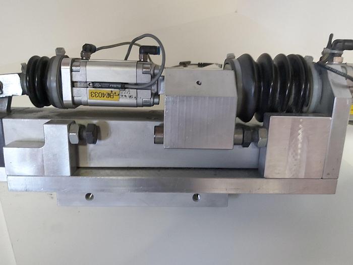 Gebraucht Zustellzylinder und Klemmung, Hub 60mm K2, Festo gebraucht-Top