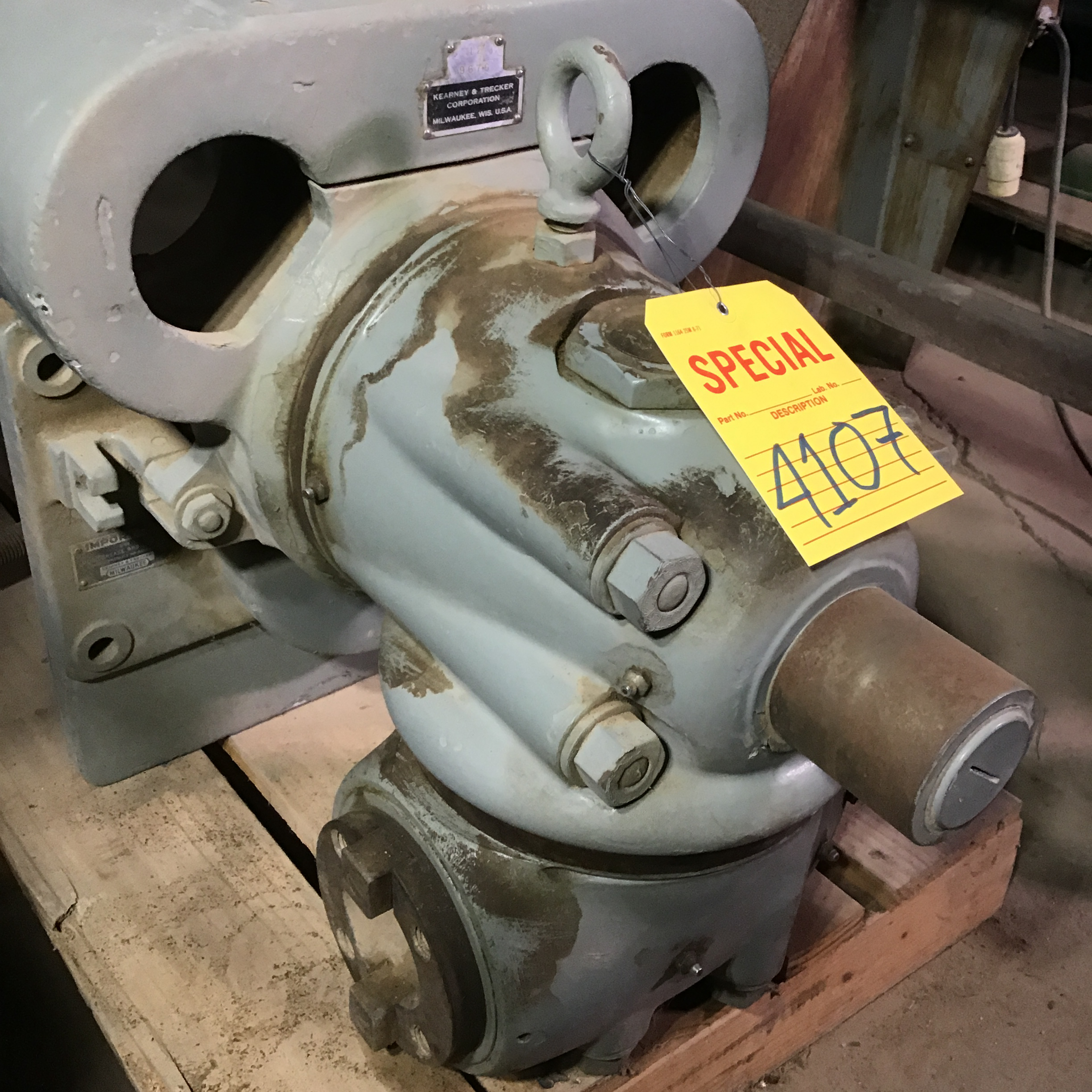 Used Kearney & Trecker Vertical Milling Head Mdl.12  #50 Taper 12