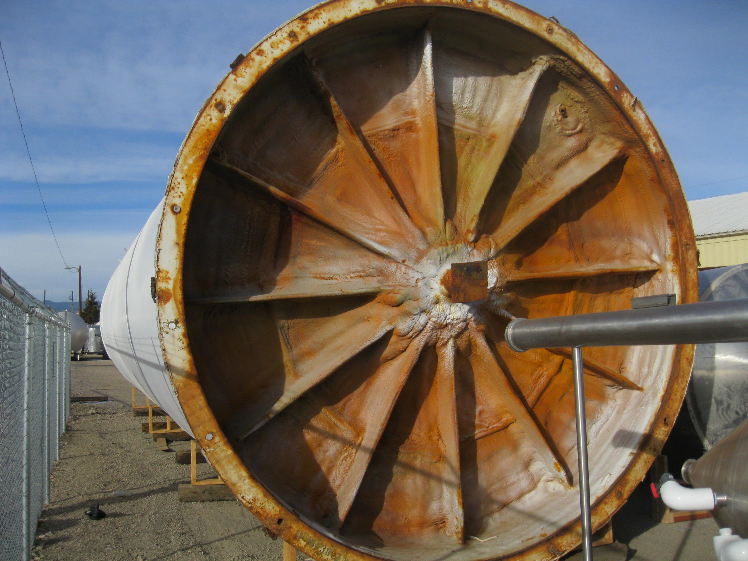 Usado 30000 GALLON STORAGE SILO TANK. MUELLER. VERTICAL