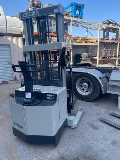 Used CROWN  30WRTL WALKIE REACH STACKER