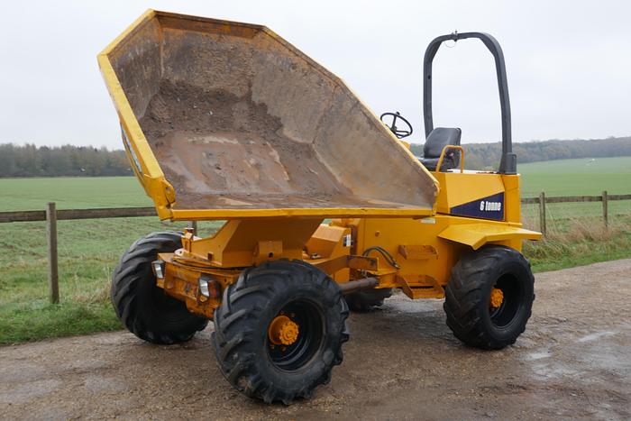 Used 2003 THWAITES 6 TON SWIVEL