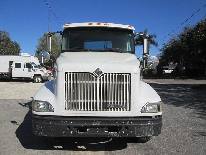 Used 2000 International 9100i Day Cab