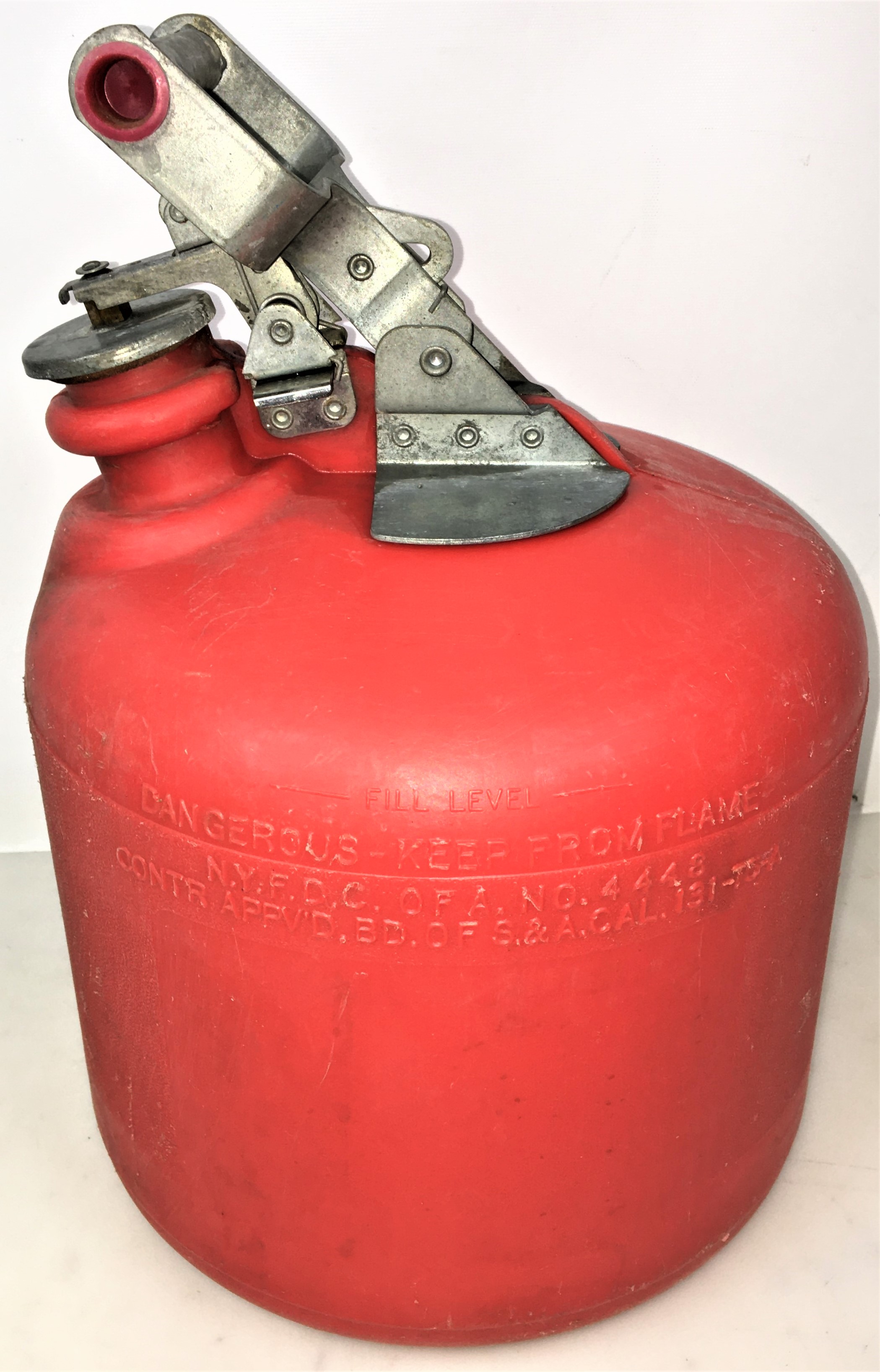 Used Non-Metallic Safety Can for Petroleum Products - 9.4L (2.5 Gallon)