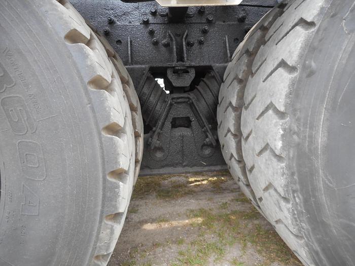 Used 2005 MACK GRANITE CV713