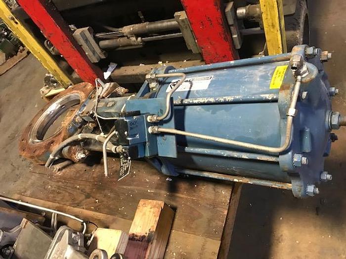 Used DEZURIK 12 " PNEUMATIC SLIDE GATE VALVE S/S