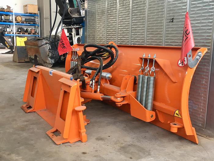 2015 Uemme LS2100