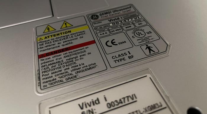 Used Portable Ultraschallgerät GE Vivid mit 3S-RS, DVD Laufwerk, HP Drucker und GE Cart