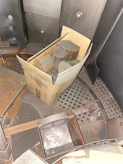 Used 1986 WHEELABRATOR MT-1500 60" Table Blast