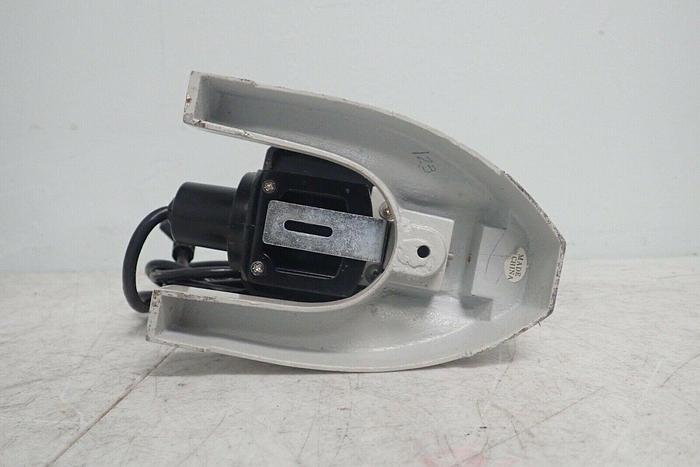 Used Southern Precision Instrument Model 1853 L Microscope w/ Objectives 4x, 10x, 40x