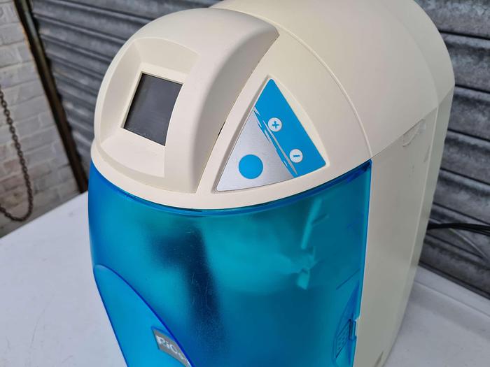 Used Millipore Rios-DI UV Water Puerification System