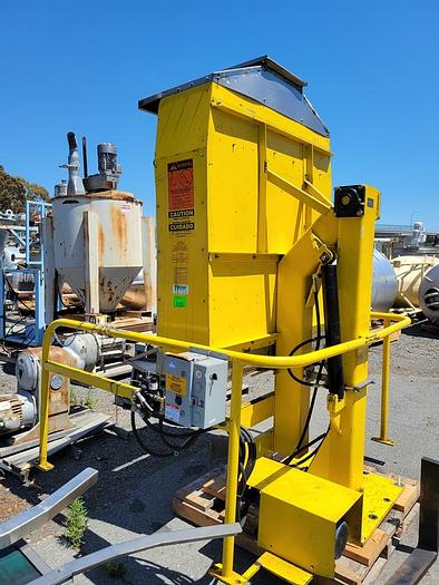 Used Dumper, Bin, Cart, Toter, Model WS-550, 2500-Pound Capacity, #S744036