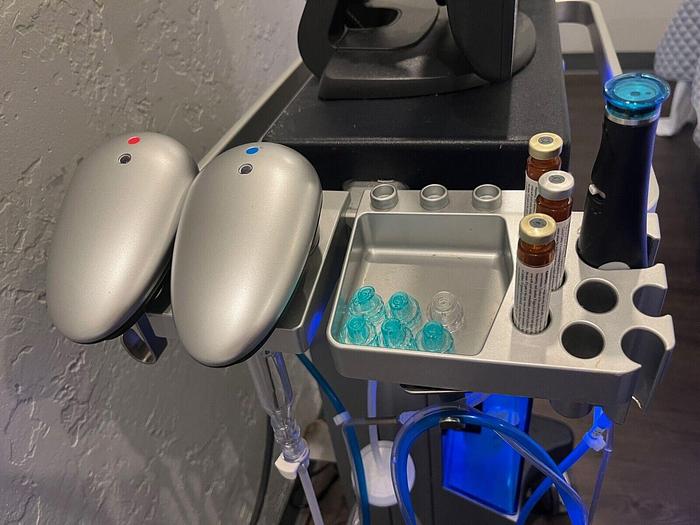 Used 2016 Edge Systems Hydrafacial Elite MD ~Warranty ~Excellent condition ~Low use~