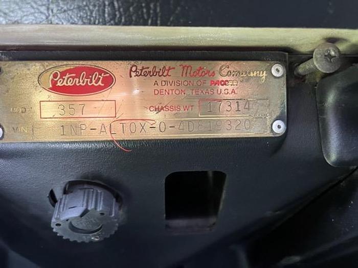 Used 2004 Peterbilt 357 Roll-Off