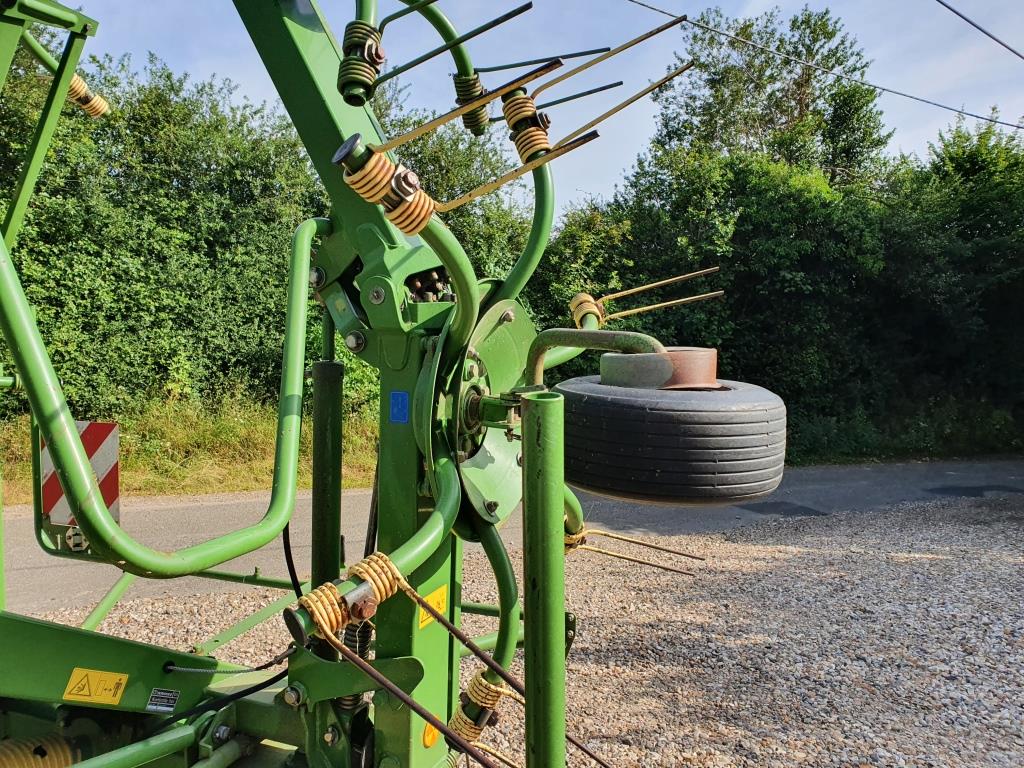 Used Krone KW 6.72 Hay Rake