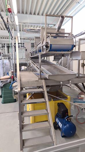 Gebraucht Abfüll - Linie für stückige Produkte in vorgefertigte Beutel