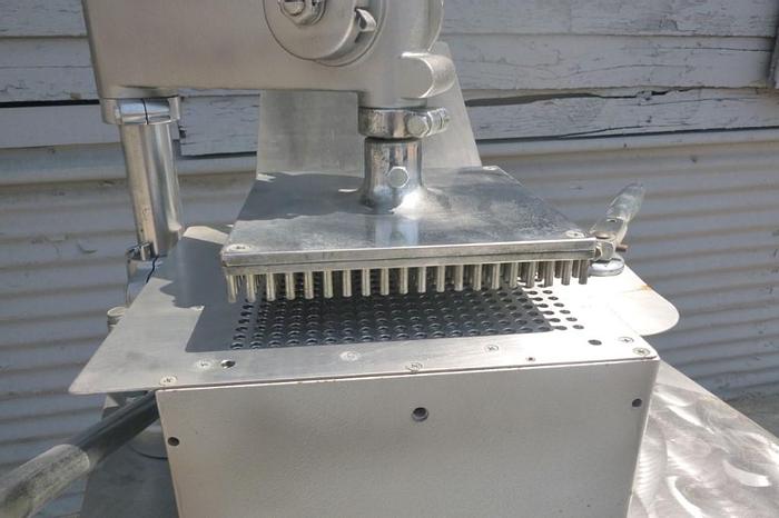 Used Filler, Capsule, Manual, Yih Feng, Mdl B21, Size 2, #S744008