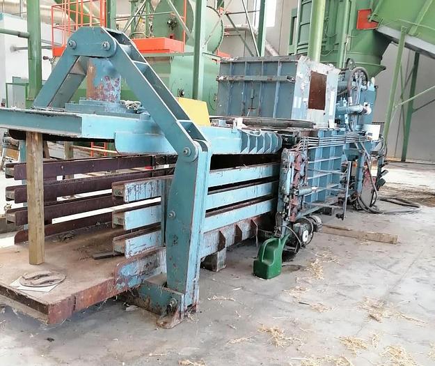 Usato Pressa imballatrice 2003 Zagib L19