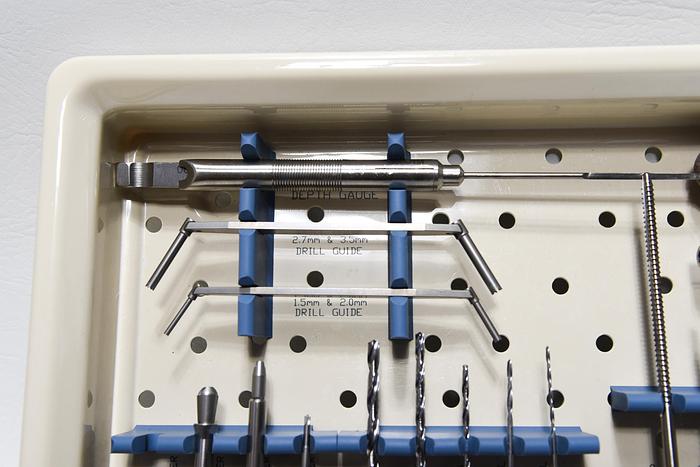 Used BIONX Bionx Resorbable Screw Non-Cannulated Instrumentation Set