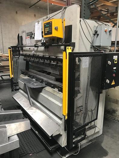 Used 2003 44 Ton Hurco CNC Hydraulic Press Brake