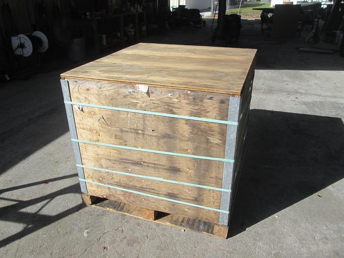 Used Shipping or Storage containers, boxes, wood crates (heavy duty) Shipping or Storage containers, boxes, wood crates (heavy duty)