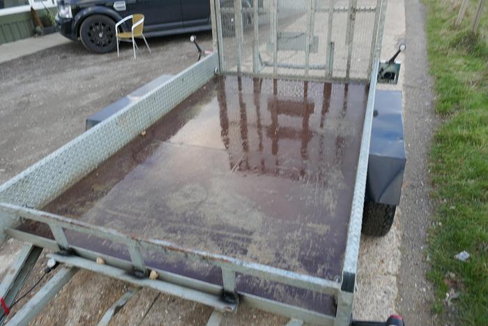 Used INDESPENSION V21