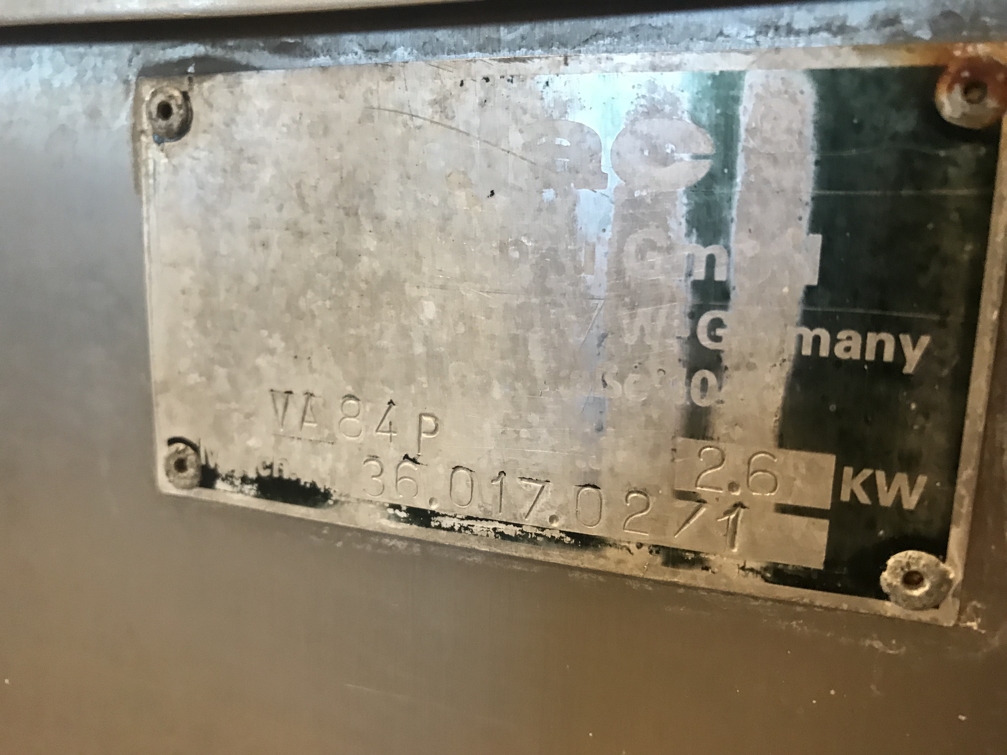 Begagnad Tärningmaskin Holac 11x6mm automatisk matning