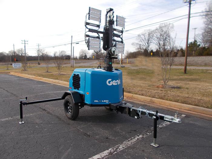 Used 2019 GENIE RL4 Towable Gas Light Tower