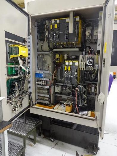 Utilisé Centre d’usinage vertical HITACHI SEIKI