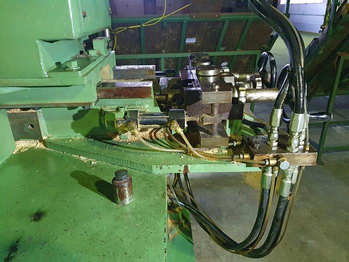 Used 1985 Stenner UK Stenner VHE 105 Single Centre Cutting Resaw