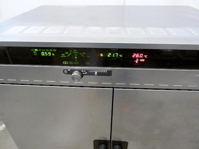 Used E 15156 E - Universal Drying Oven MEMMERT UNE 600