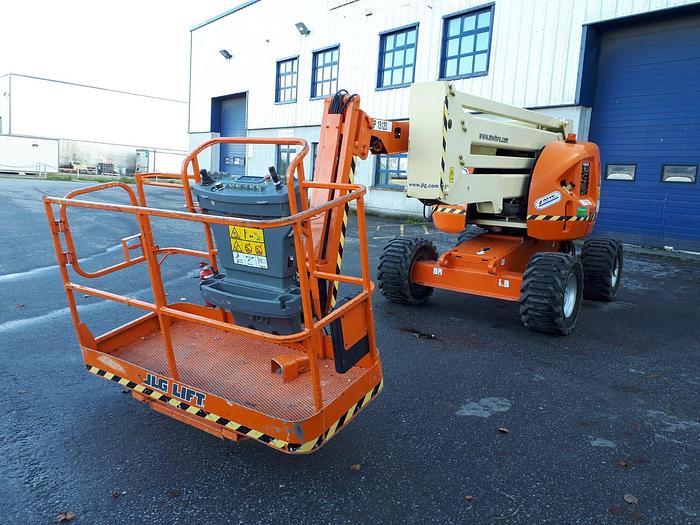 Used 2010 JLG 450AJ