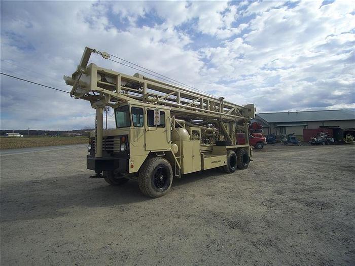Used 1985 Ingersoll-Rand T4W Drill Rig - Sold