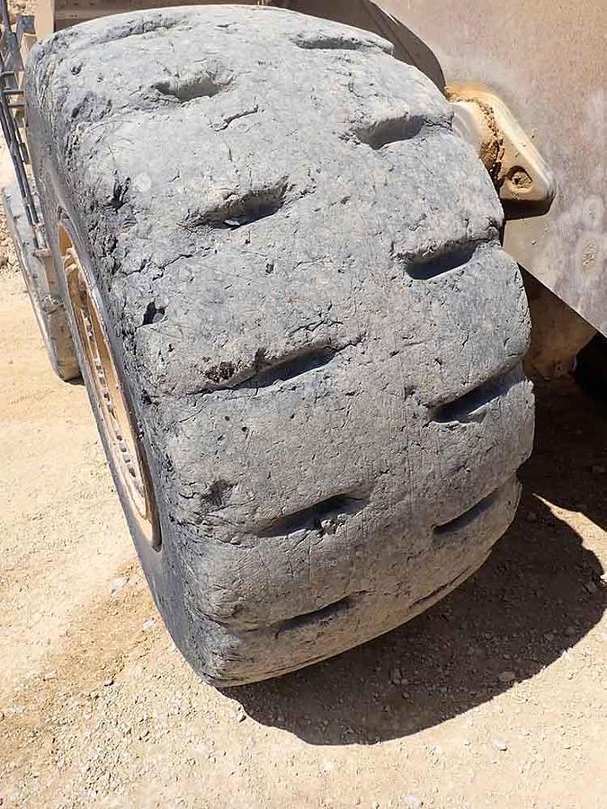 Used 2017 CATERPILLAR 988K