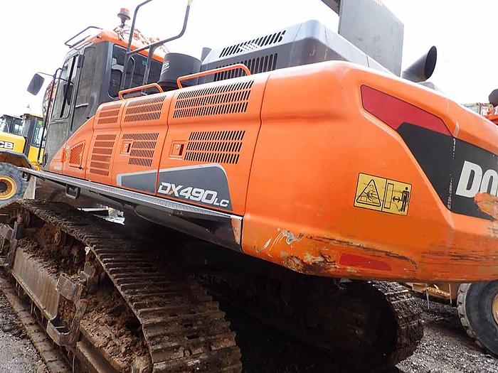 Used 2019 DOOSAN DX490LC-5
