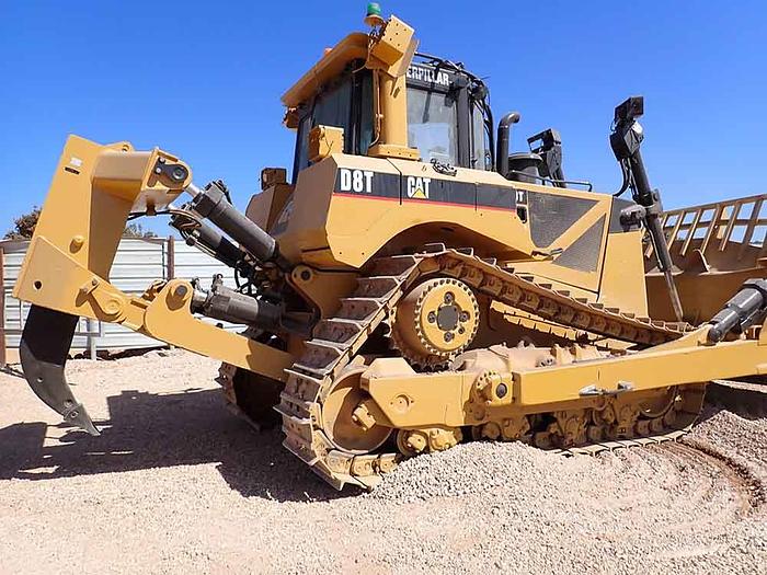 Used 2007 CATERPILLAR D8T