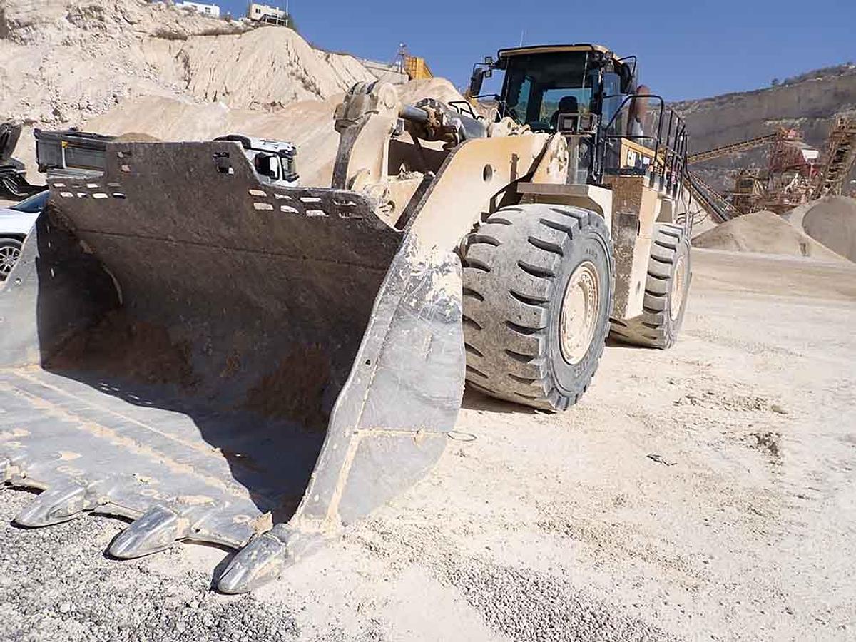 Used 2019 CATERPILLAR 988K