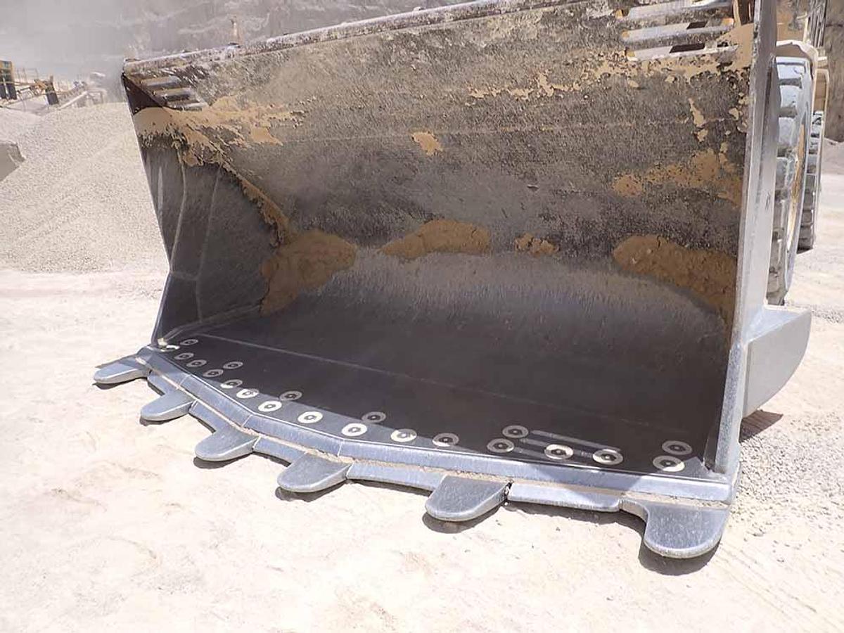 Used 2022 KOMATSU WA600-8EO