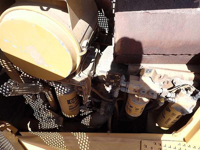 Used 2007 CATERPILLAR D8T