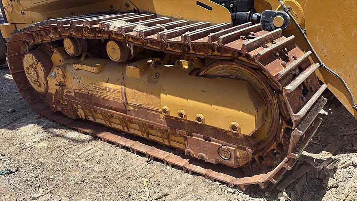 Used 2024 CATERPILLAR 963 WH