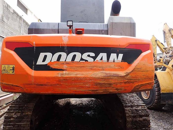 Used 2019 DOOSAN DX490LC-5