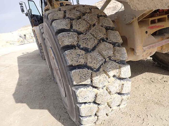 Used 2011 CATERPILLAR 740B