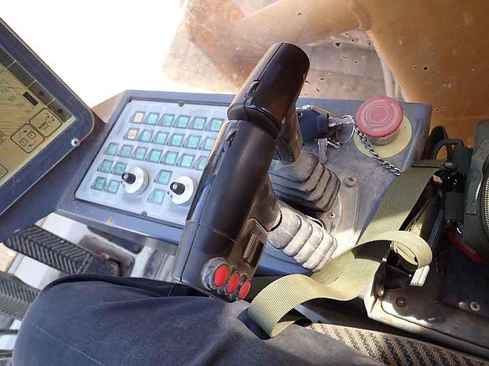 Used 2007 LIEBHERR HS885DH