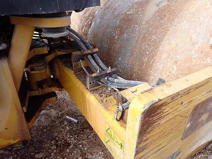 Used 2015 CATERPILLAR CS64B - "EPA"