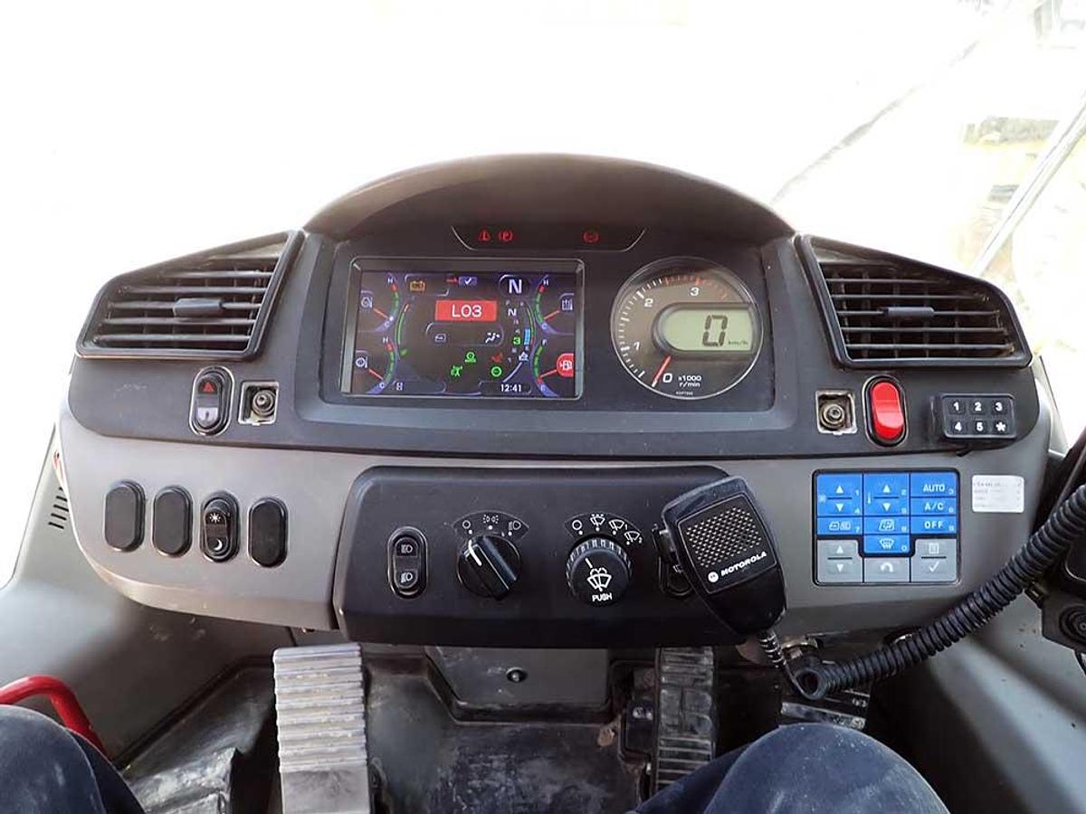 Used 2023 KOMATSU WA600-8EO