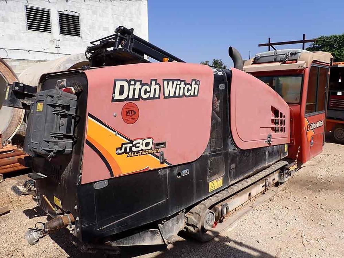 Used 2016 DITCH WITCH JT30AT