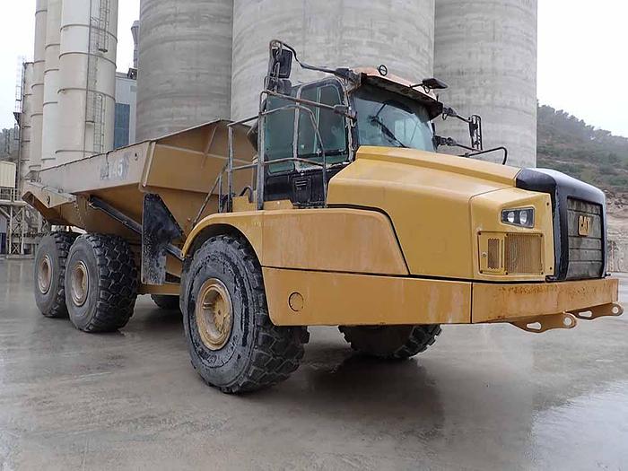 Used 2019 CATERPILLAR 745