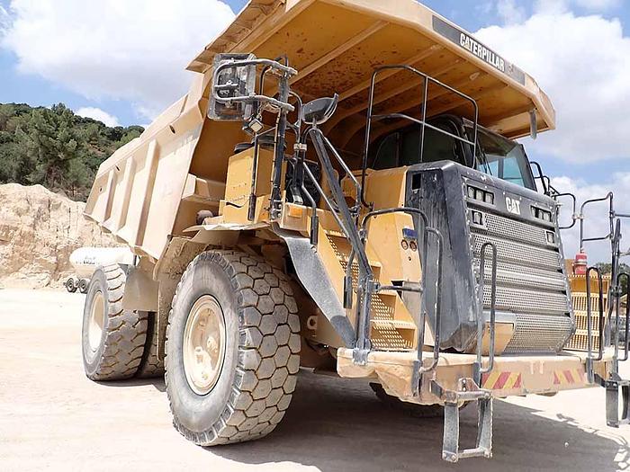 Used 2012 CATERPILLAR 775G