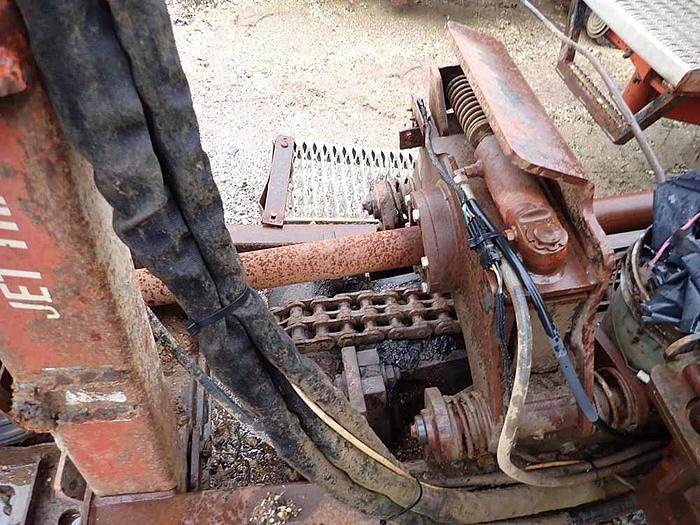 Used 2000 DITCH WITCH JT4020