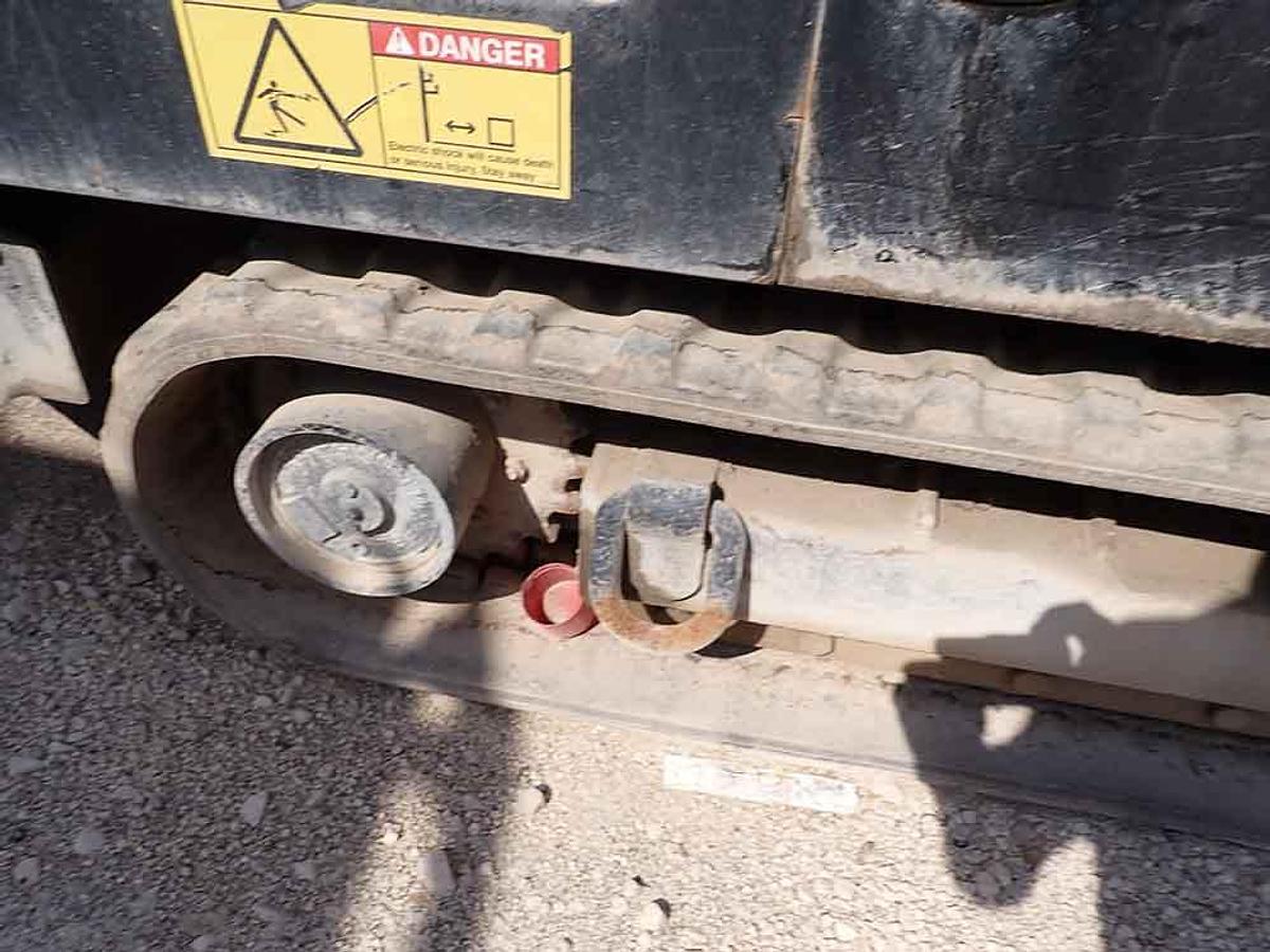 Used 2016 DITCH WITCH JT30AT