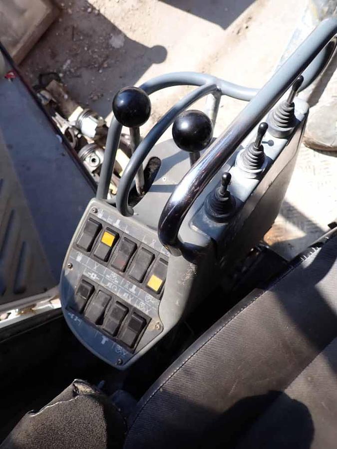 Used 2018 SANDVIK DX800